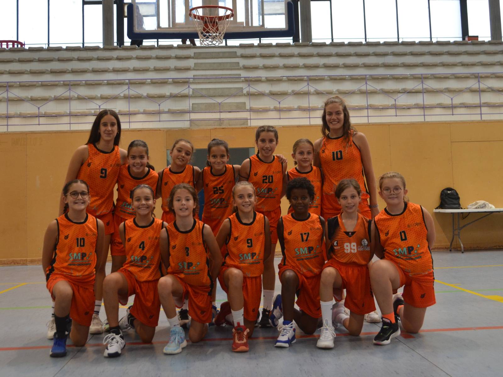 Mini Blau - CE Xamba Club Esportiu de Bàsquet Femení a Vilafranca del Penedès